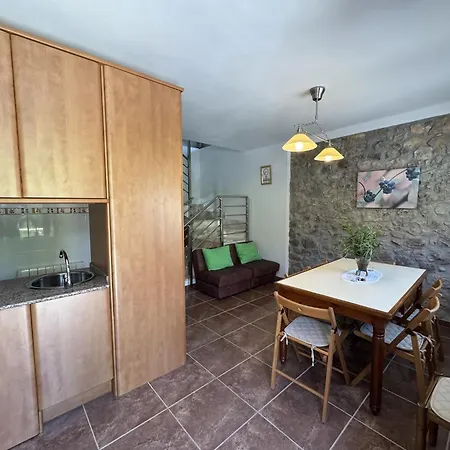 Casa Marisa En Holiday home Cangas de Onis