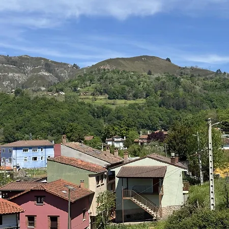 Casa Marisa En * Cangas de Onis