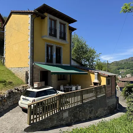 Casa Marisa En * Cangas de Onis